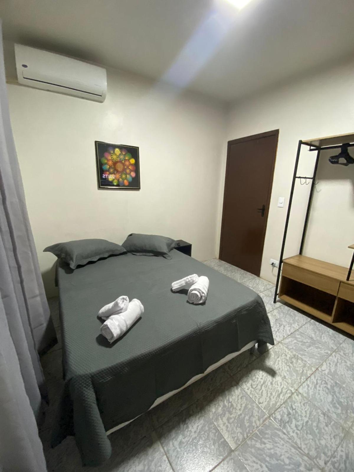 Quarto Privativo No Centro De Foz Foz do Iguaçu Esterno foto